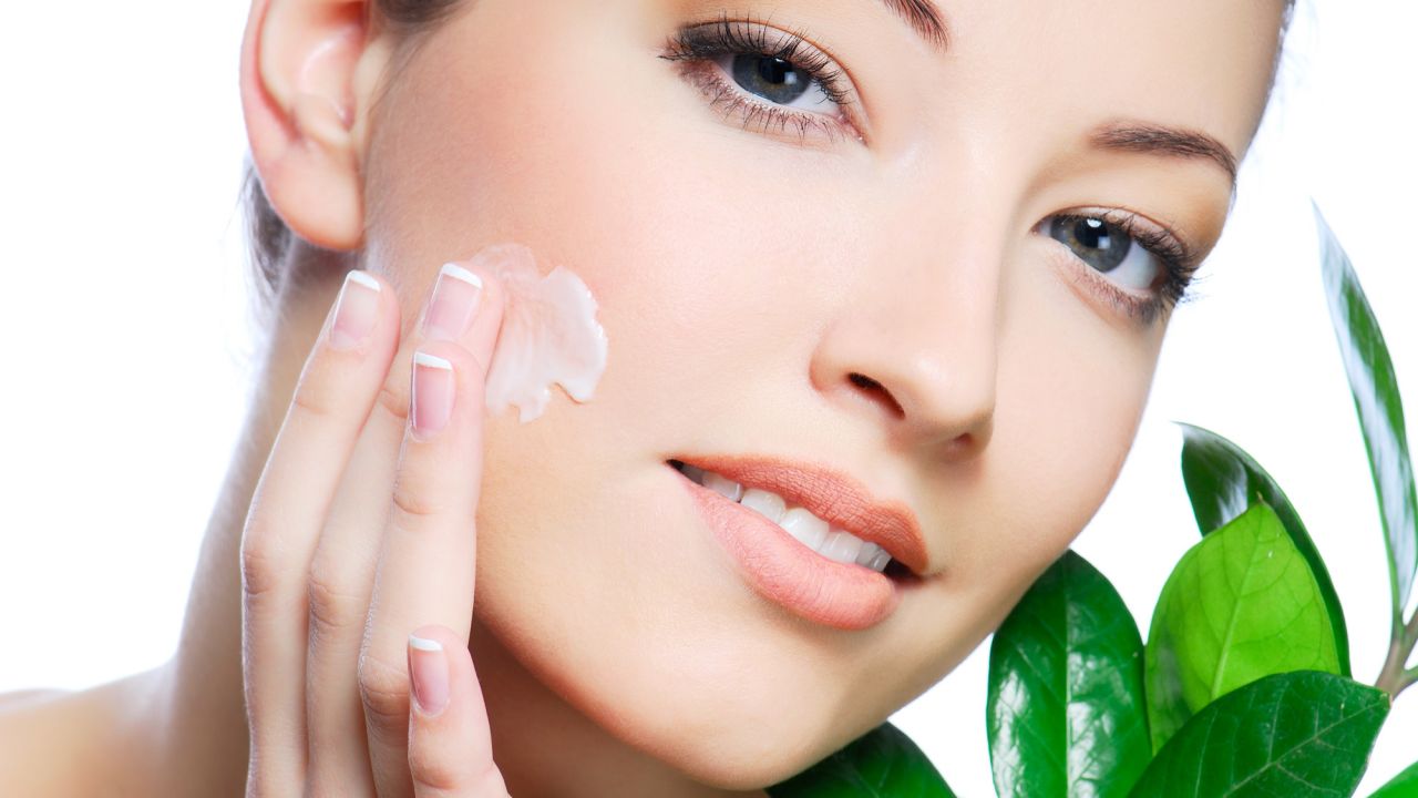 Jugar con emulsión Enajenar Cremas naturales para la cara | Cuida tu piel correctamente